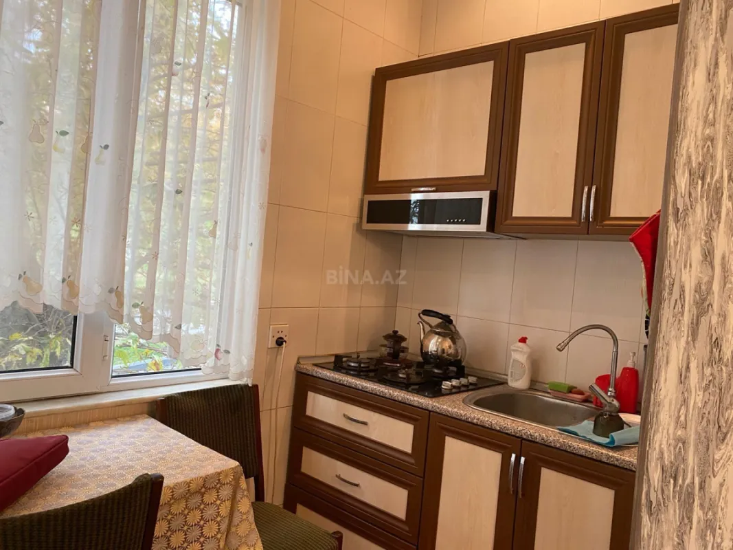 Kirayə verilir 3 otaqlı mənzil 90 m²