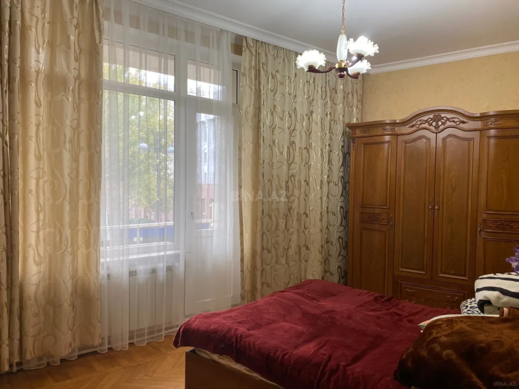 Kirayə verilir 3 otaqlı mənzil 90 m²