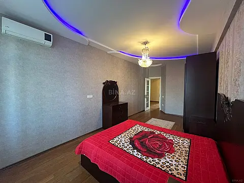 Satılır 5 otaqlı mənzil 186 m²