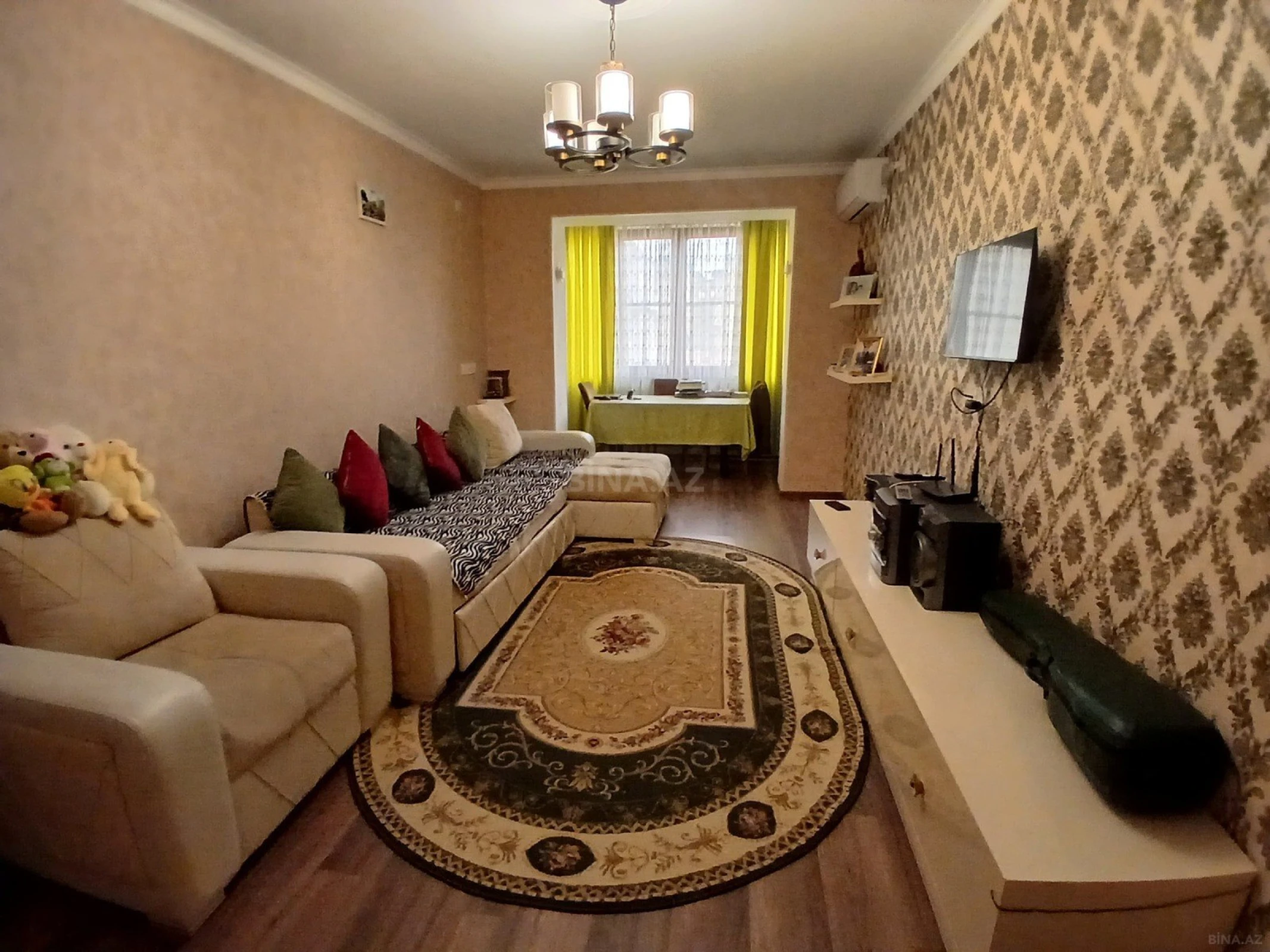 Satılır 2 otaqlı mənzil 70 m²