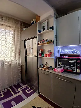Satılır 2 otaqlı mənzil 70 m²