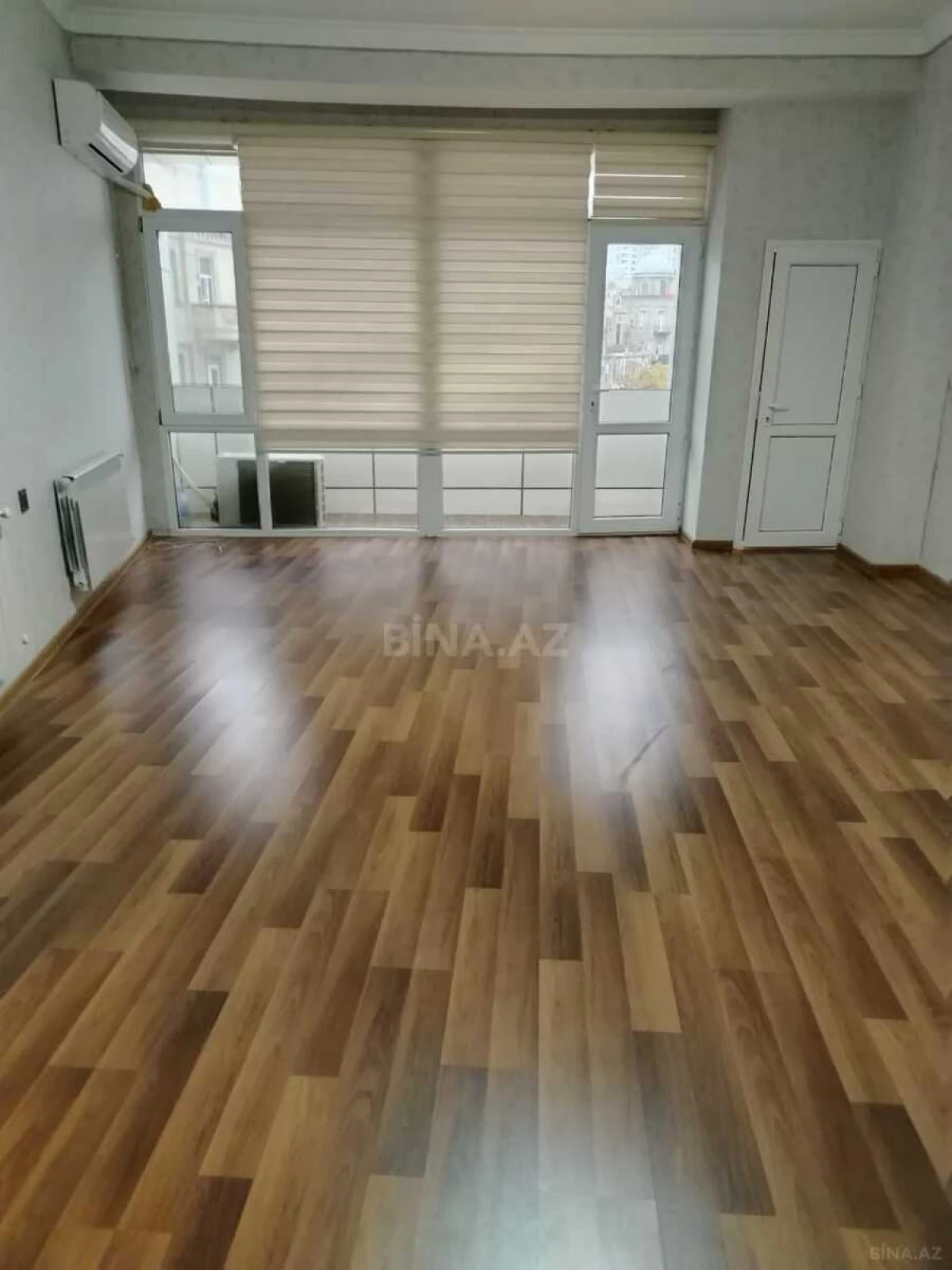 Kirayə verilir 2 otaqlı ofis 115 m²