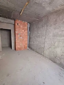 Satılır 3 otaqlı mənzil 185 m²