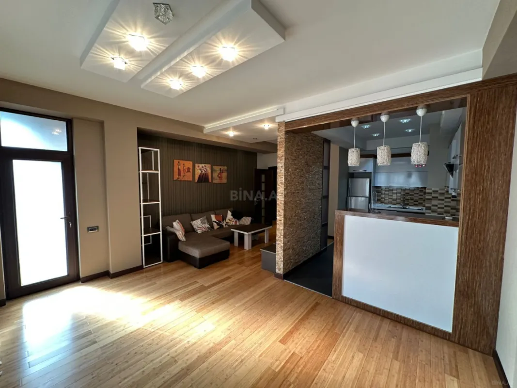 Satılır 3 otaqlı mənzil 85 m²
