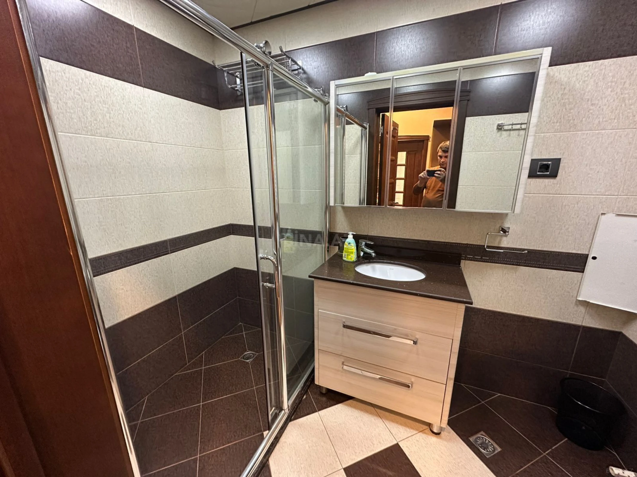 Satılır 3 otaqlı mənzil 85 m²