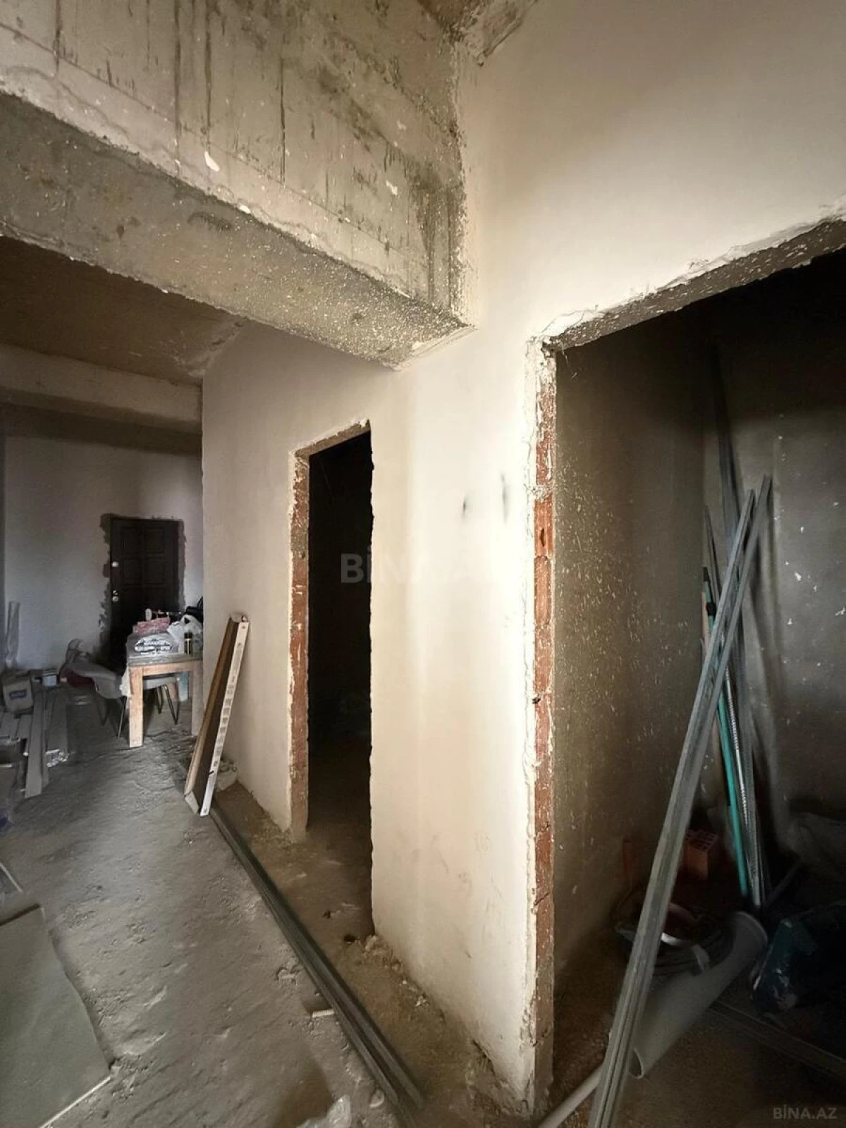 Satılır 3 otaqlı mənzil 114 m²