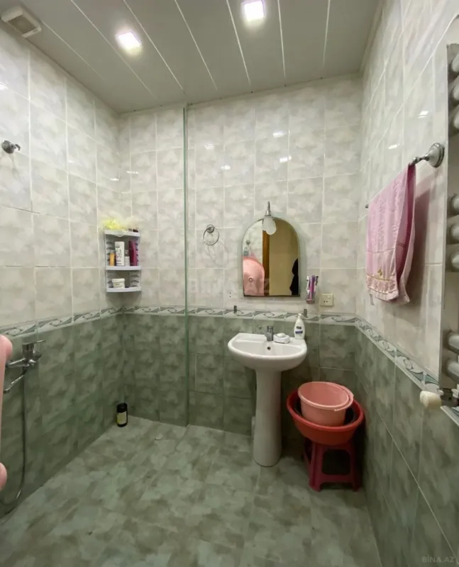 Satılır 3 otaqlı mənzil 111 m²