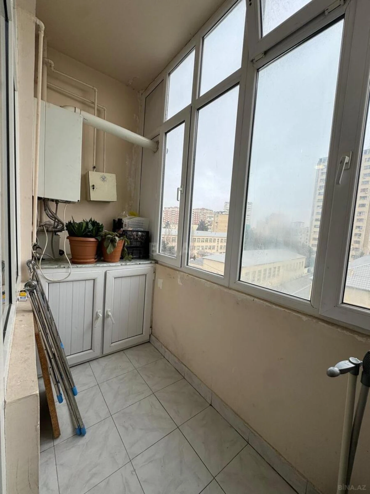 Satılır 3 otaqlı mənzil 111 m²