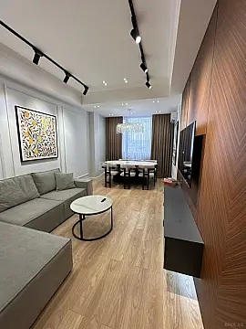 Satılır 2 otaqlı mənzil 70 m²