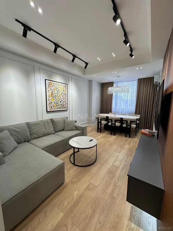 Satılır 2 otaqlı mənzil 70 m²