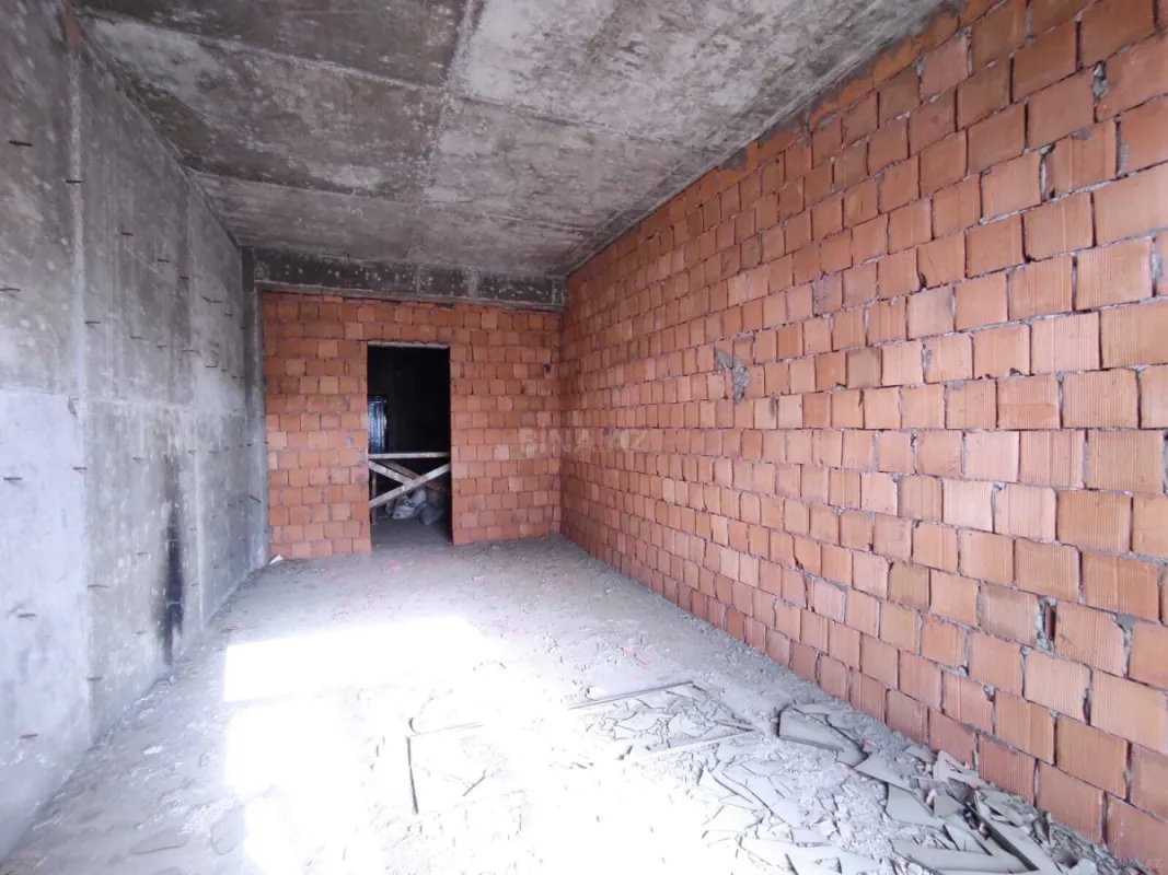 Satılır 3 otaqlı mənzil 144 m²