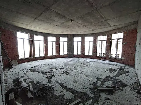 Satılır 3 otaqlı mənzil 144 m²