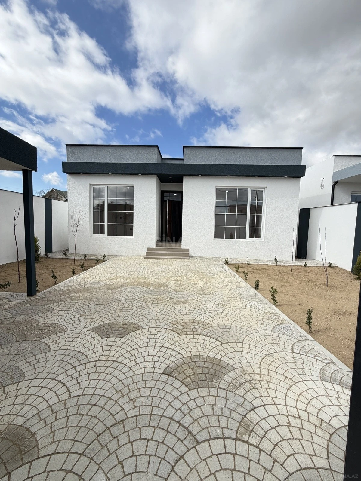 Satılır 3 otaqlı həyət evi 100 m²