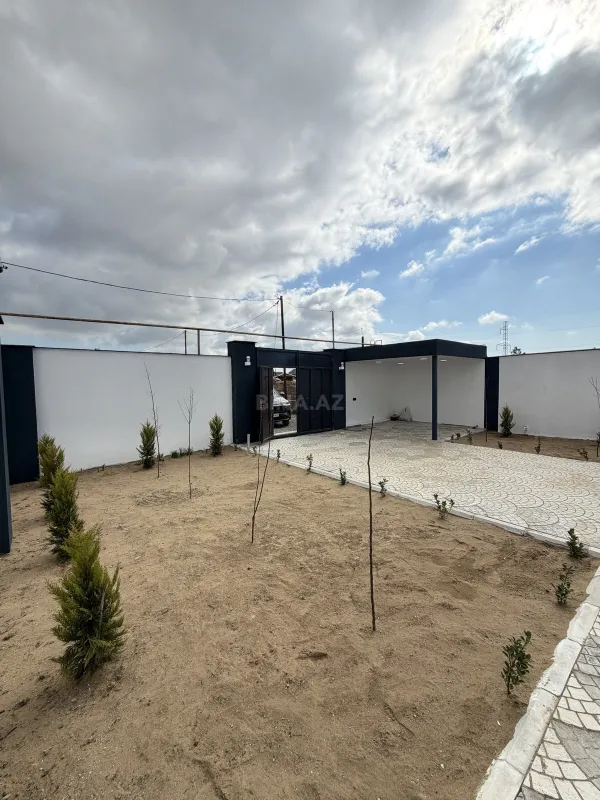 Satılır 3 otaqlı həyət evi 100 m²