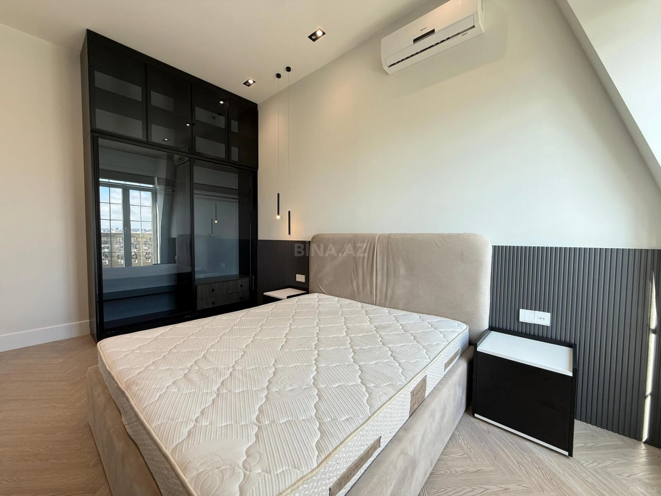 Kirayə verilir 2 otaqlı mənzil 63 m²