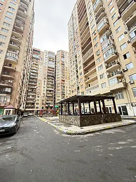 Satılır 2 otaqlı mənzil 62 m² — Bakı, İnşaatçılar 2 otaq 62.00 m²