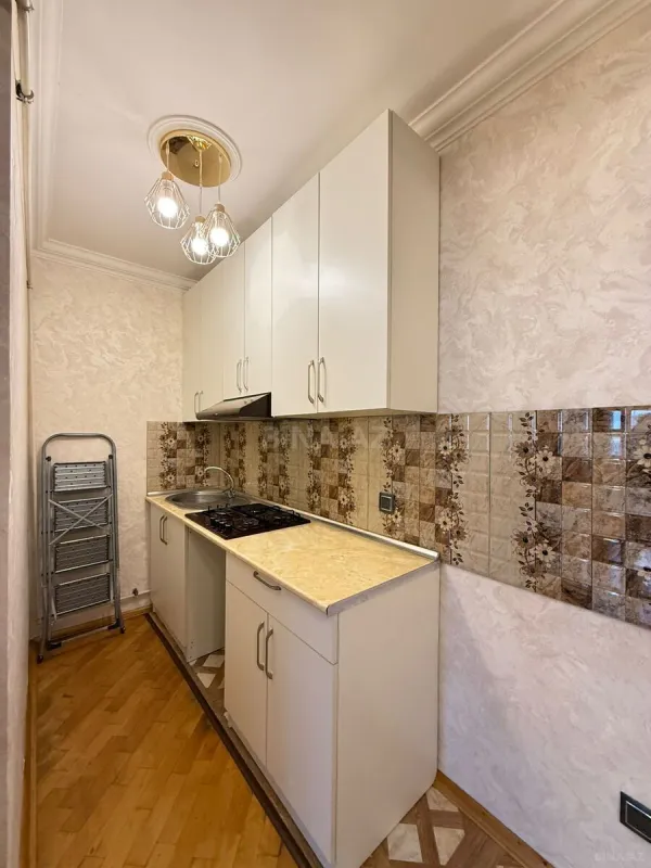 Satılır 2 otaqlı mənzil 62 m²