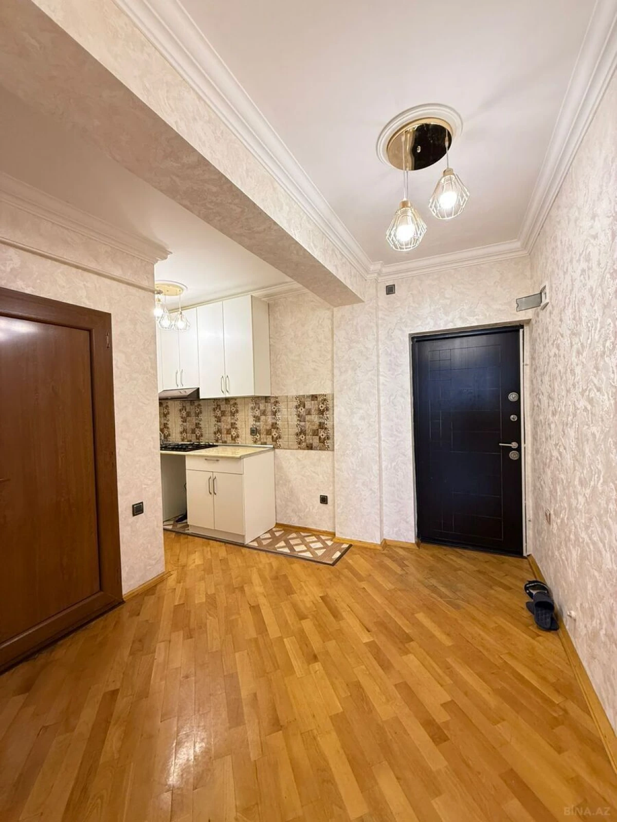 Satılır 2 otaqlı mənzil 62 m²