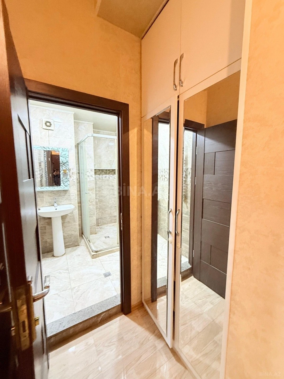 Satılır 2 otaqlı mənzil 41 m²