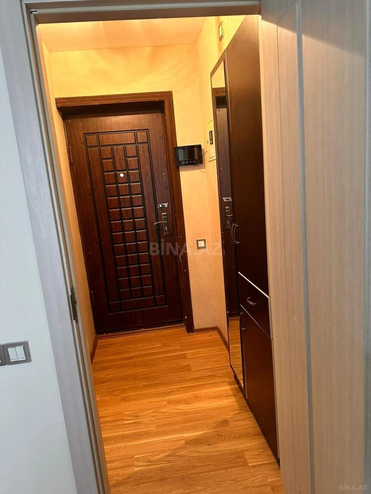 Kirayə verilir 2 otaqlı mənzil 50 m²
