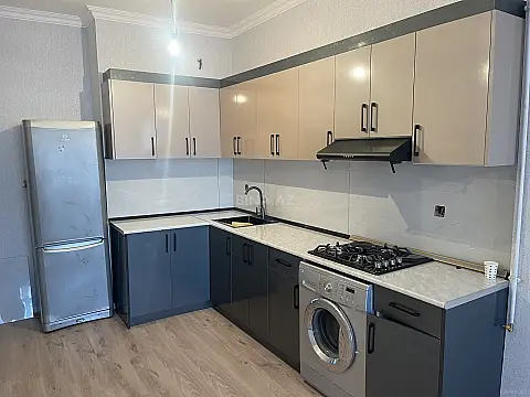 Kirayə verilir 2 otaqlı mənzil 65 m²