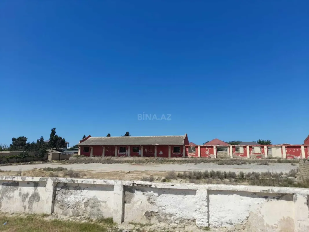 Satılır obyekt 1400 m²