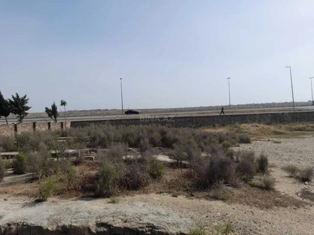 Satılır obyekt 1400 m²