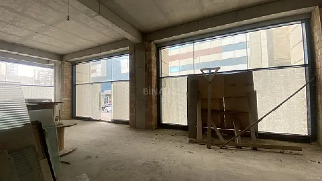 Kirayə verilir obyekt 240 m²