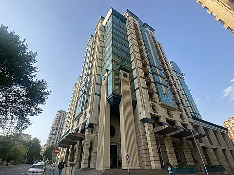 Kirayə verilir obyekt 240 m²