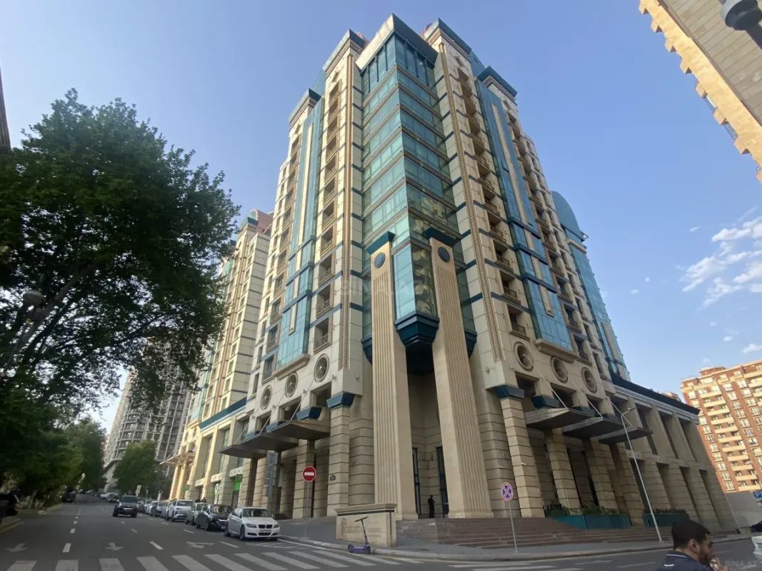 Kirayə verilir obyekt 240 m²