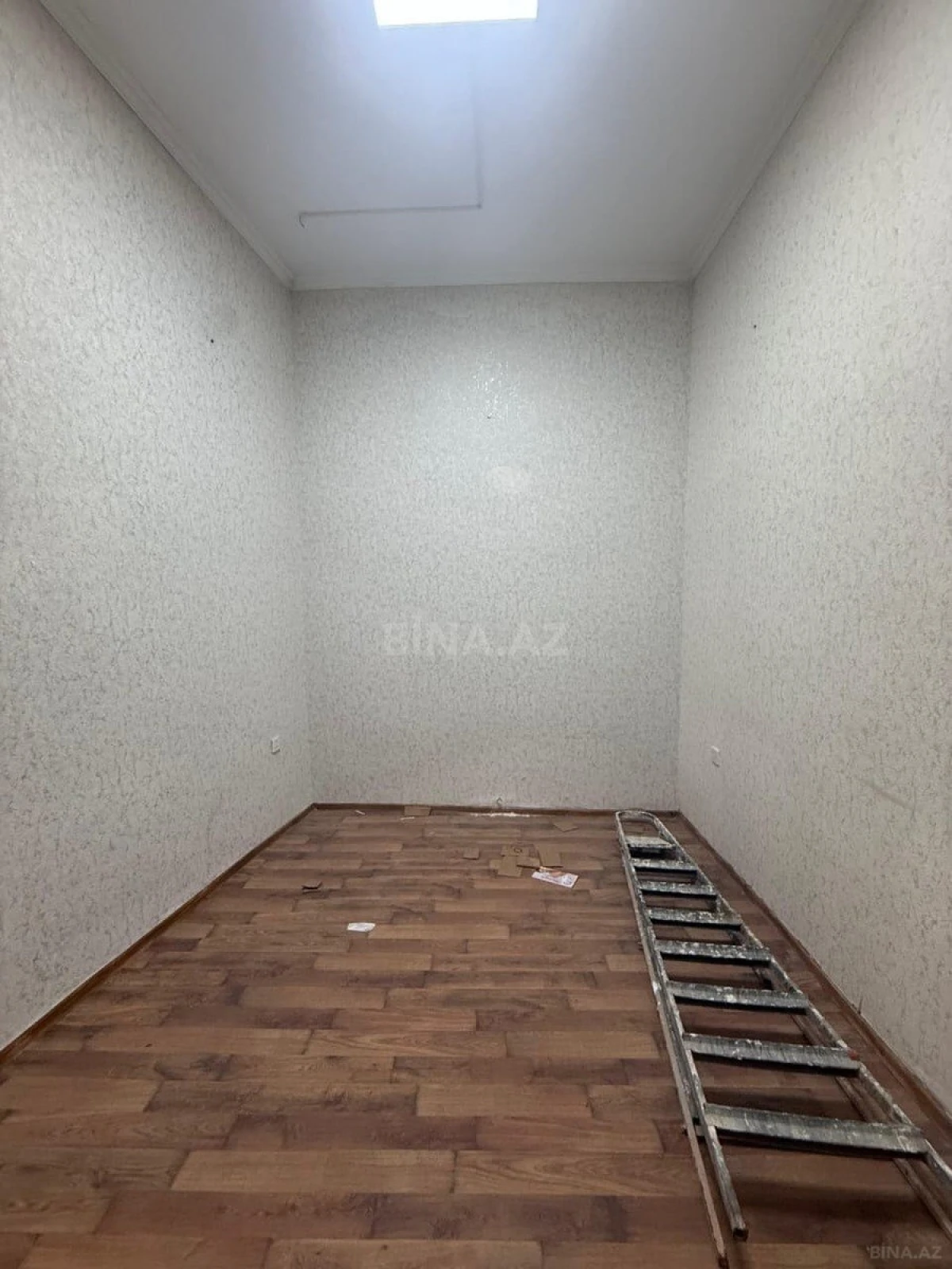 Kirayə verilir 3 otaqlı ofis 100 m²