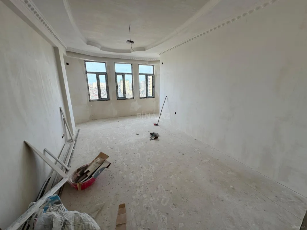 Satılır 2 otaqlı mənzil 87 m²