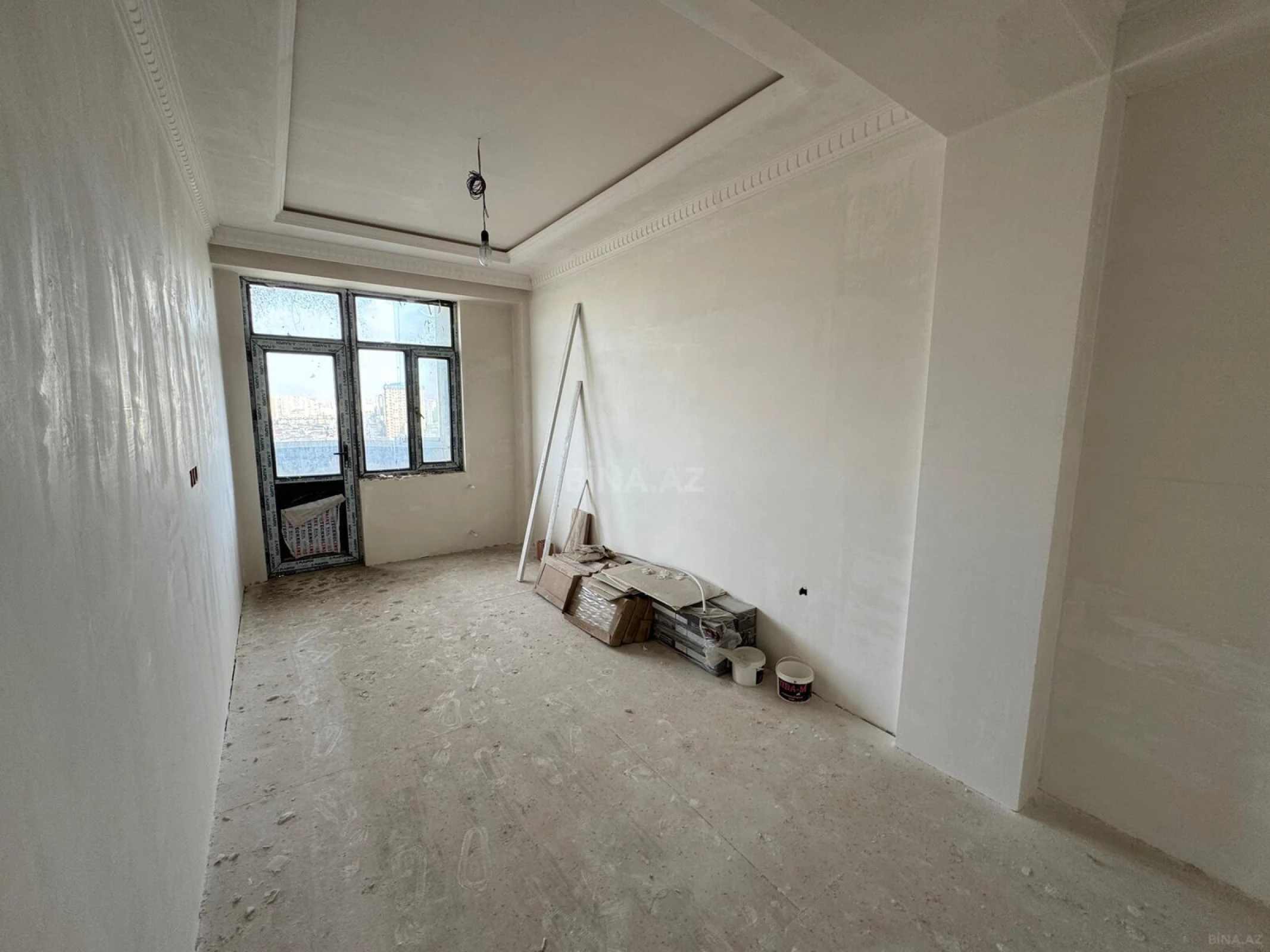 Satılır 2 otaqlı mənzil 87 m²