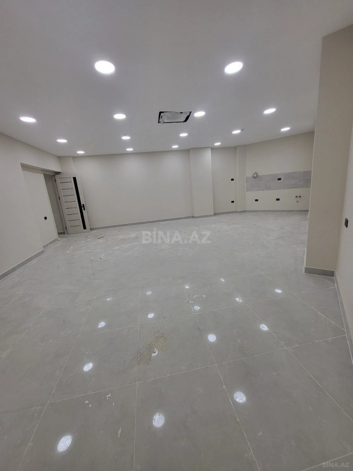 Kirayə verilir 9 otaqlı ofis 476 m²