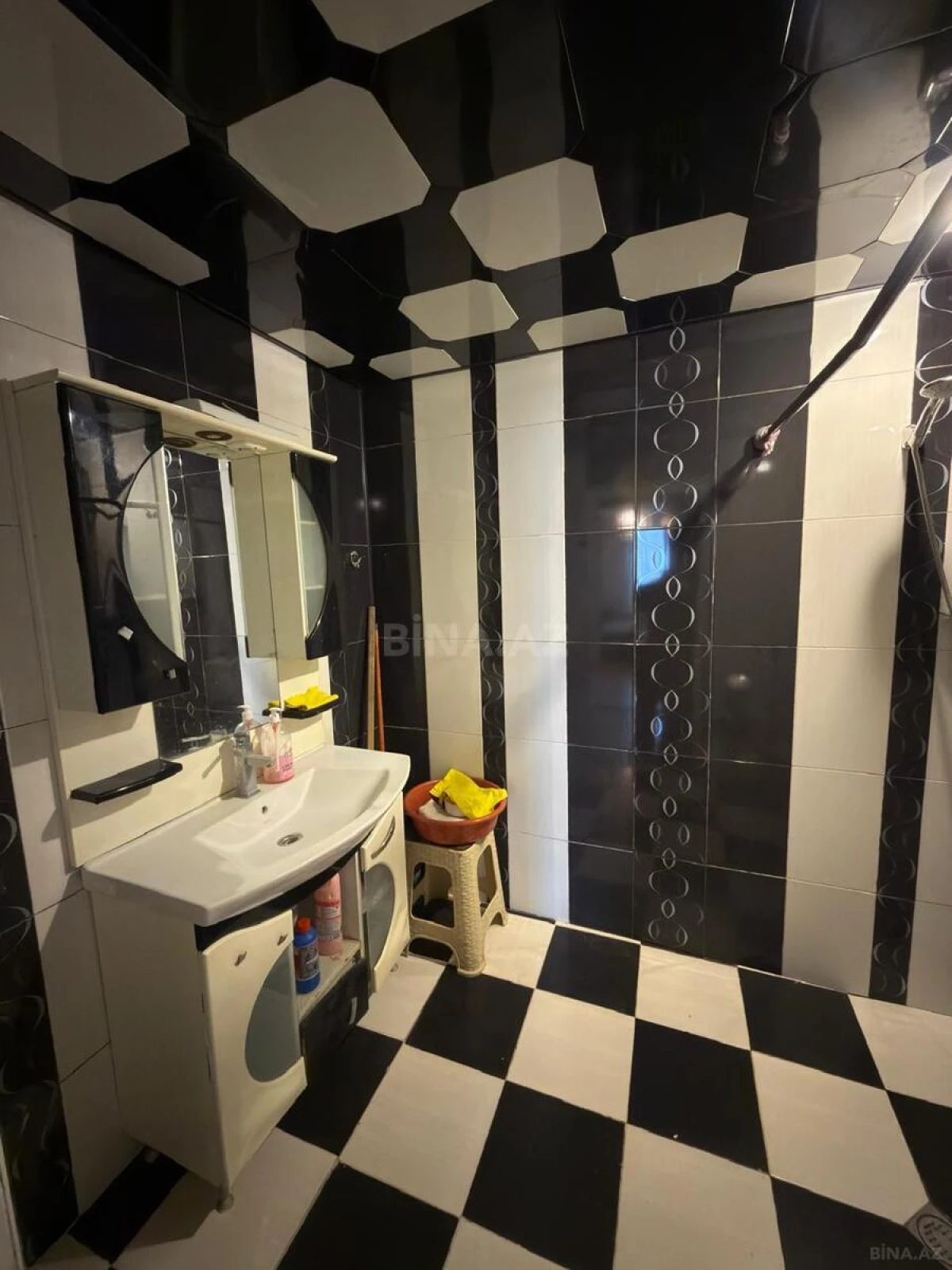 Kirayə verilir 3 otaqlı mənzil 85 m²