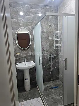 Kirayə verilir 2 otaqlı mənzil 80 m²