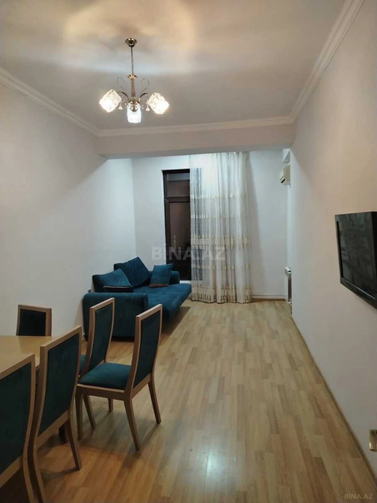 Kirayə verilir 2 otaqlı mənzil 65 m²
