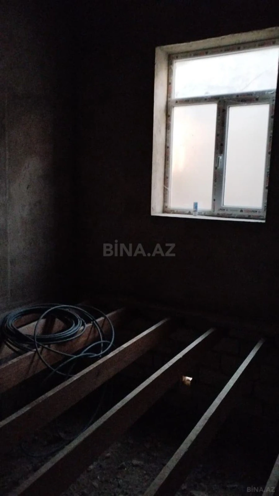 Satılır 4 otaqlı həyət evi 110 m²