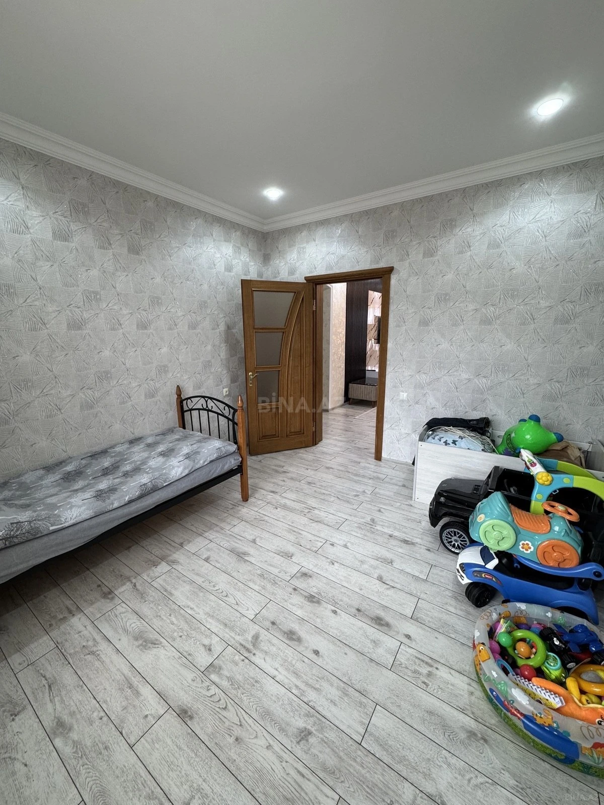 Satılır 4 otaqlı həyət evi 150 m²