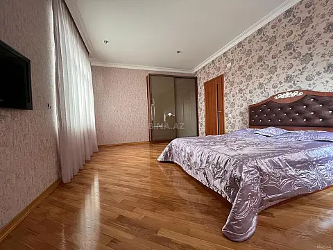 Kirayə verilir 3 otaqlı mənzil 126 m²
