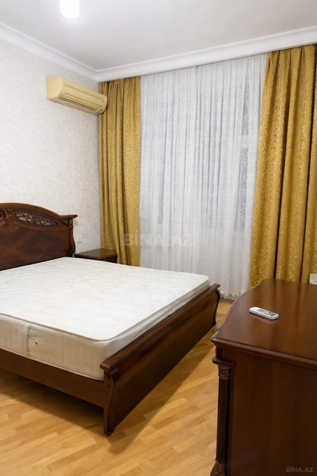 Satılır 2 otaqlı mənzil 77 m²