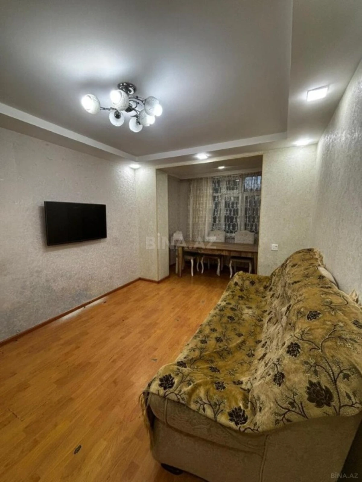 Satılır 2 otaqlı mənzil 60 m²