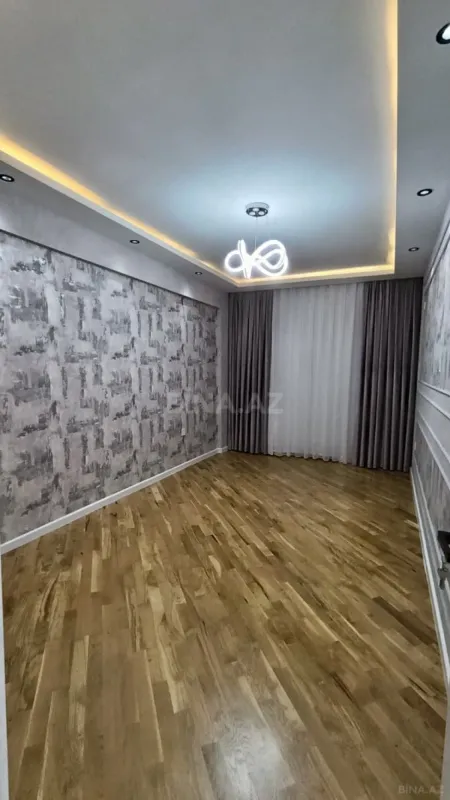 Satılır 4 otaqlı mənzil 156 m²
