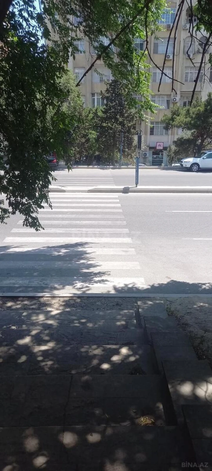 Kirayə verilir obyekt 90 m²