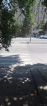 Kirayə verilir obyekt 90 m²