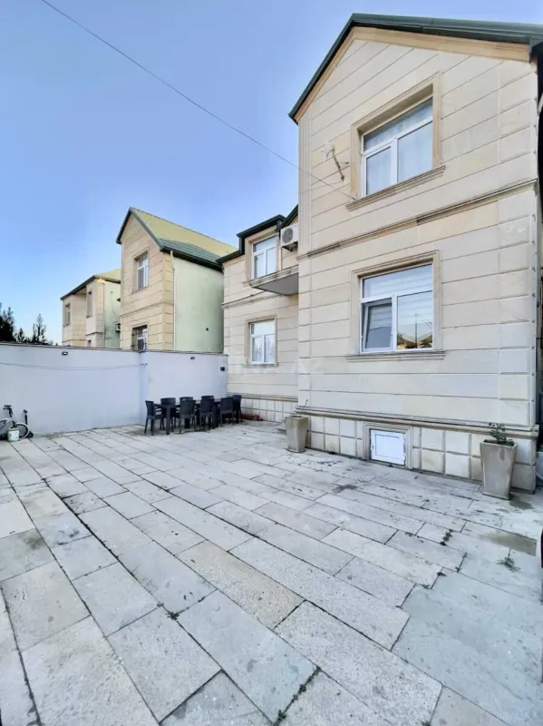 Satılır 6 otaqlı həyət evi 116 m²