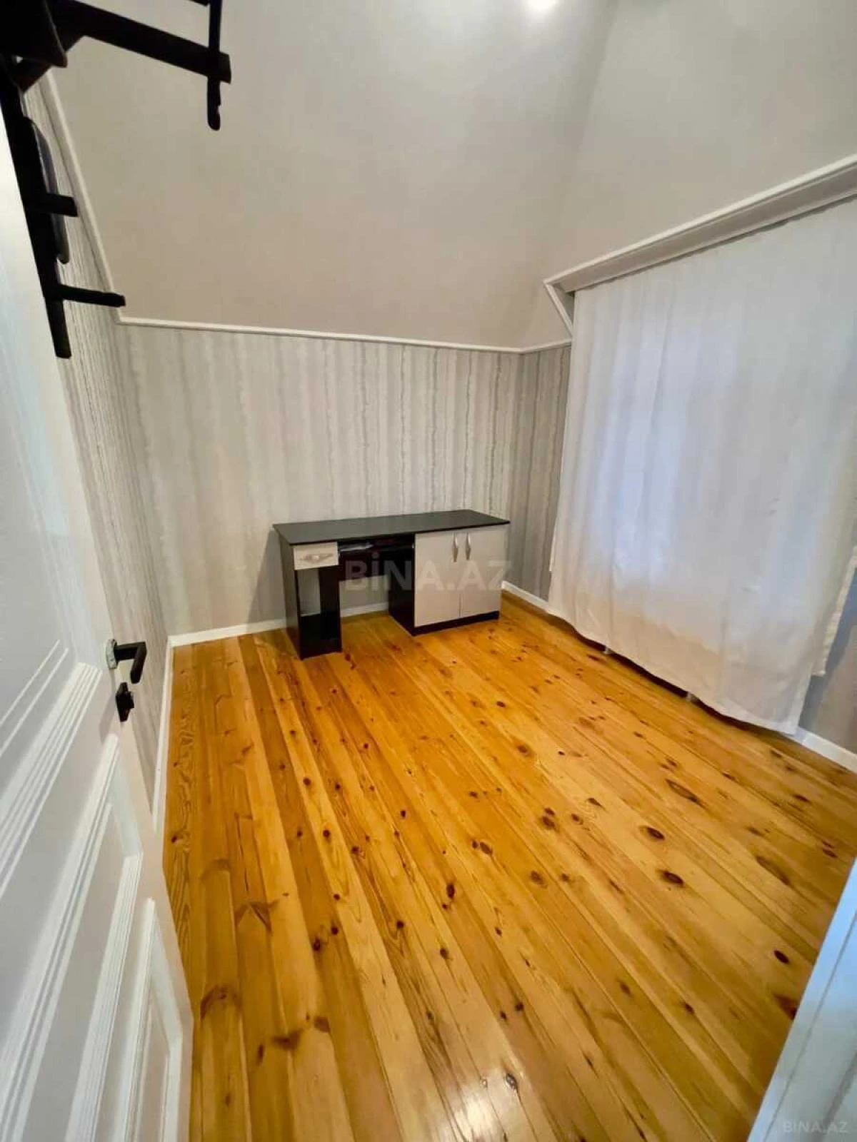 Satılır 6 otaqlı həyət evi 116 m²