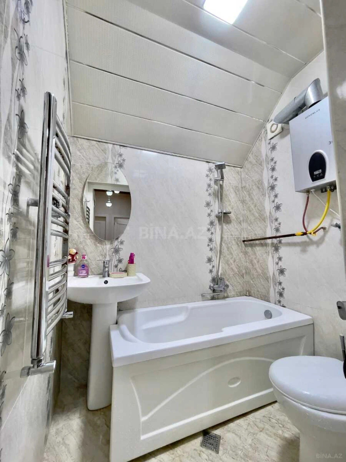 Satılır 6 otaqlı həyət evi 116 m²