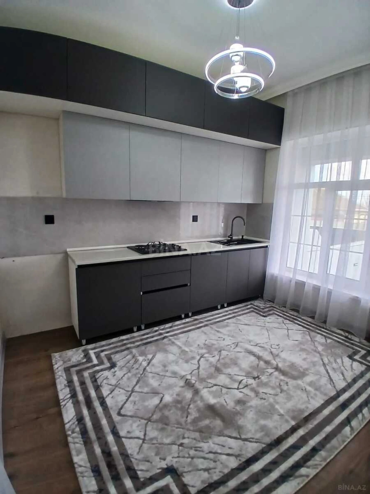 Satılır 4 otaqlı həyət evi 184 m²
