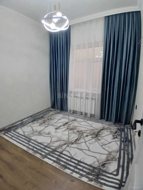 Satılır 4 otaqlı həyət evi 184 m²